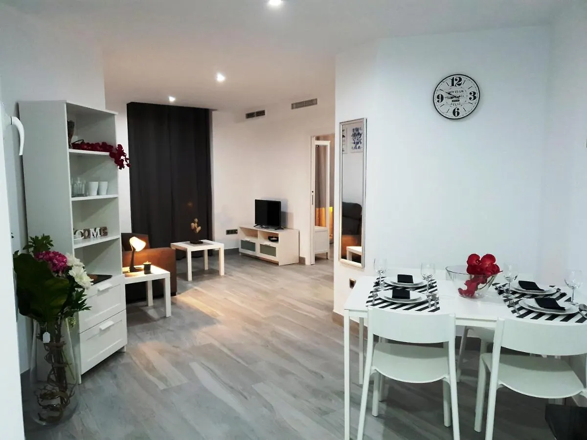 Apartamentos Gran Plaza De Nerja 0*,  Espagne